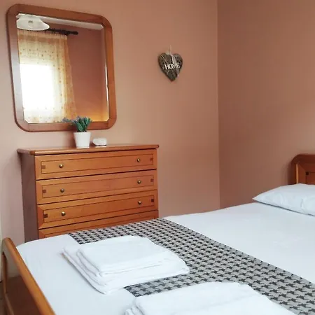 Dimis Apartment *