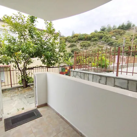 Apartment Dimis Nea Peramos (Macedonia)
